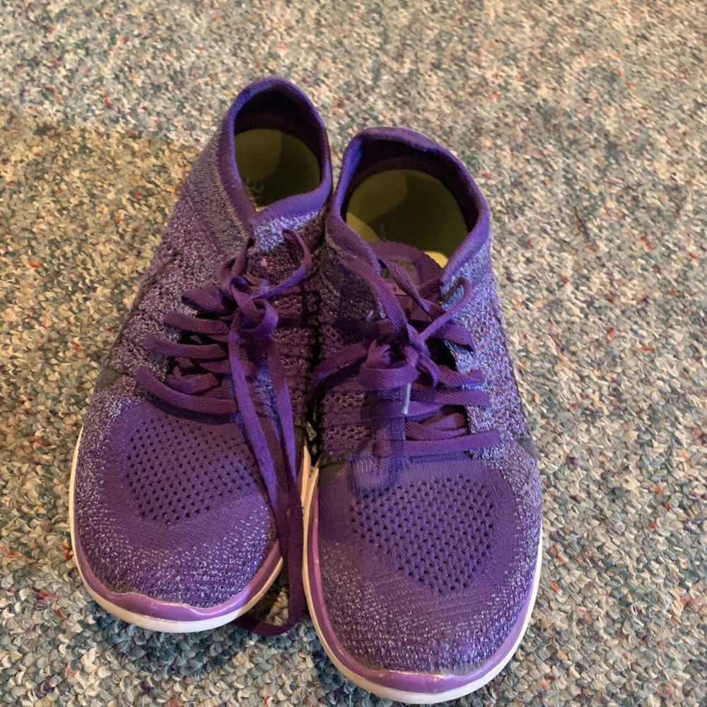 Purple nike air size 8 sneakers